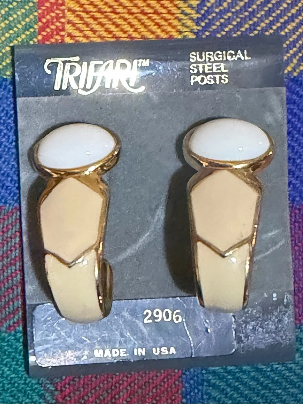 Vintage Trifari Cream and White Enamel Earrings